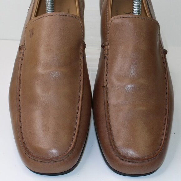 Tod's Tan Leather Slip On Loafer (8 US) - Picture 5 of 10